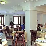 호텔 Luisa 4*
