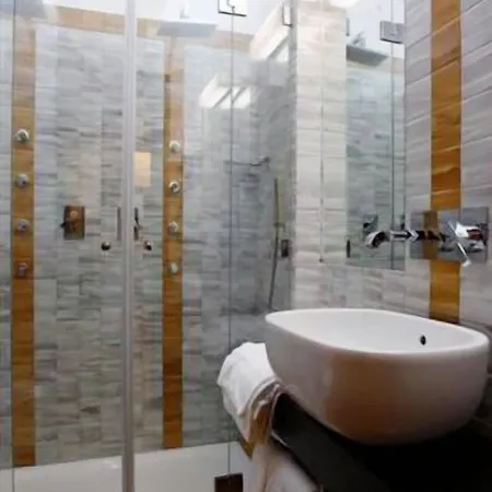Luisa Hotel 4*