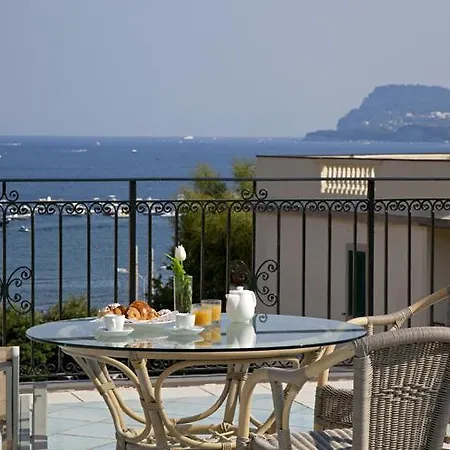 Luisa 4* Pozzuoli