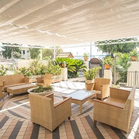 Luisa Hotel 4*